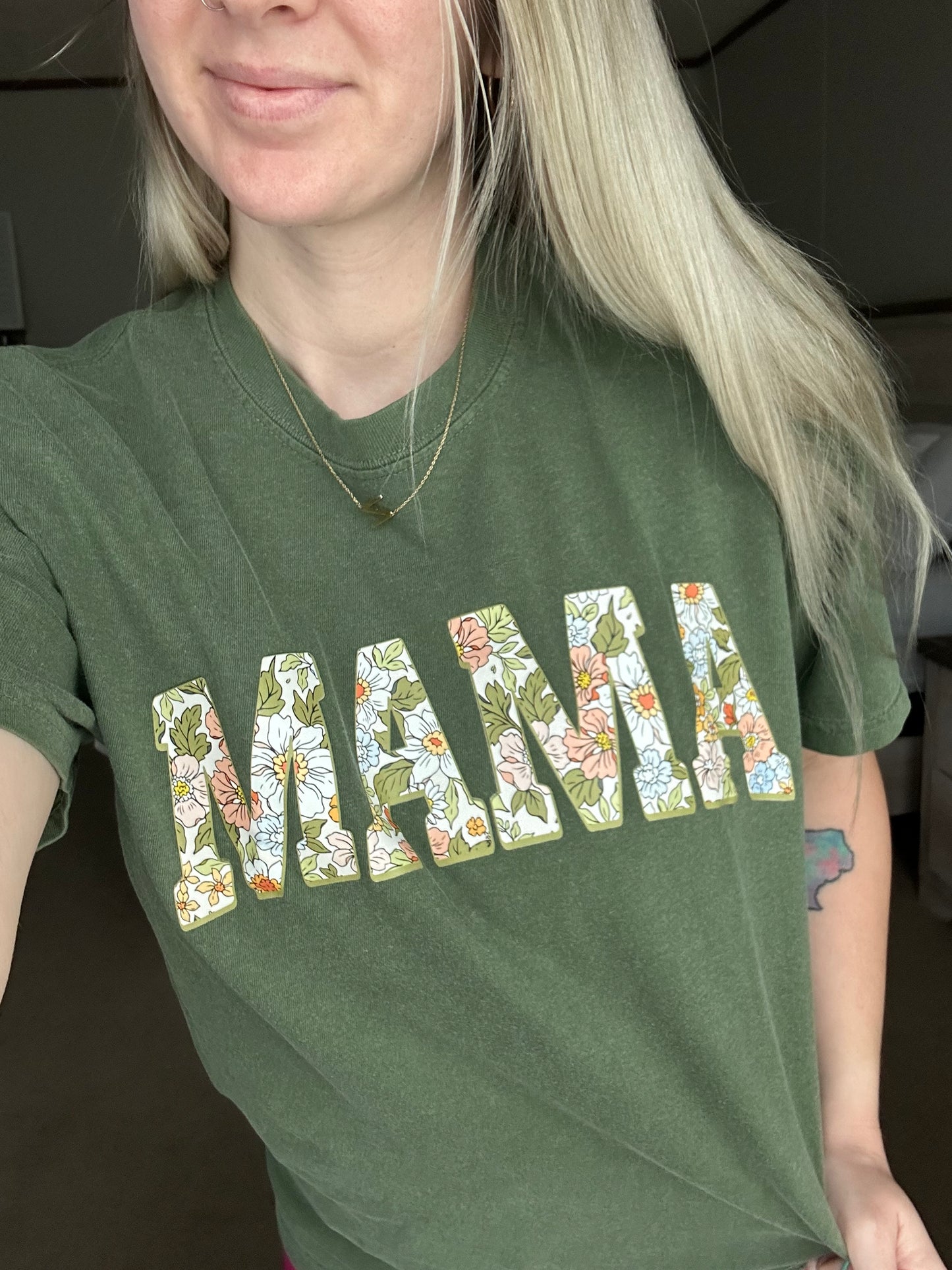 Floral MAMA T-Shirt